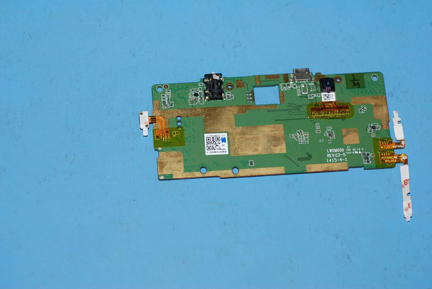 Lenovo A3500 Everypad Mb And*67100440 - 5B29A6MY4S