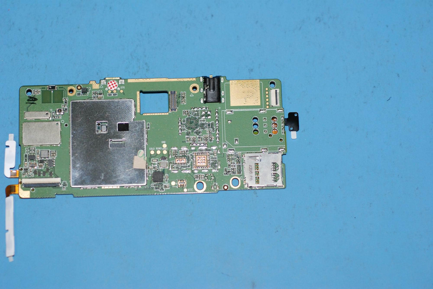 Lenovo A3500 Everypad Mb And*67100440 - 5B29A6MY4S