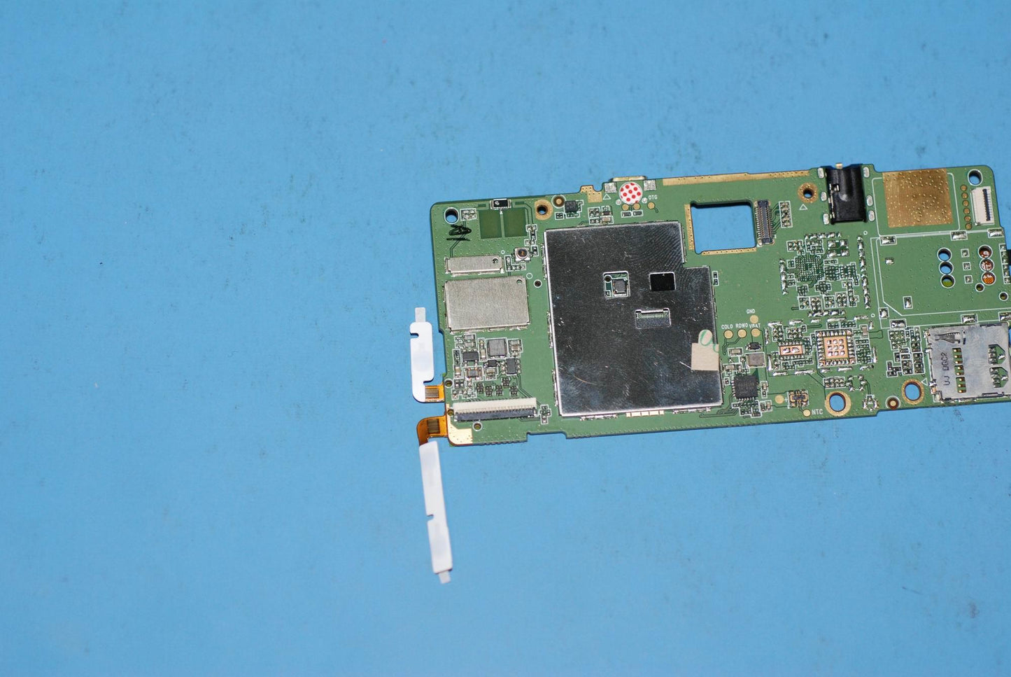 Lenovo A3500 Everypad Mb And*67100440 - 5B29A6MY4S