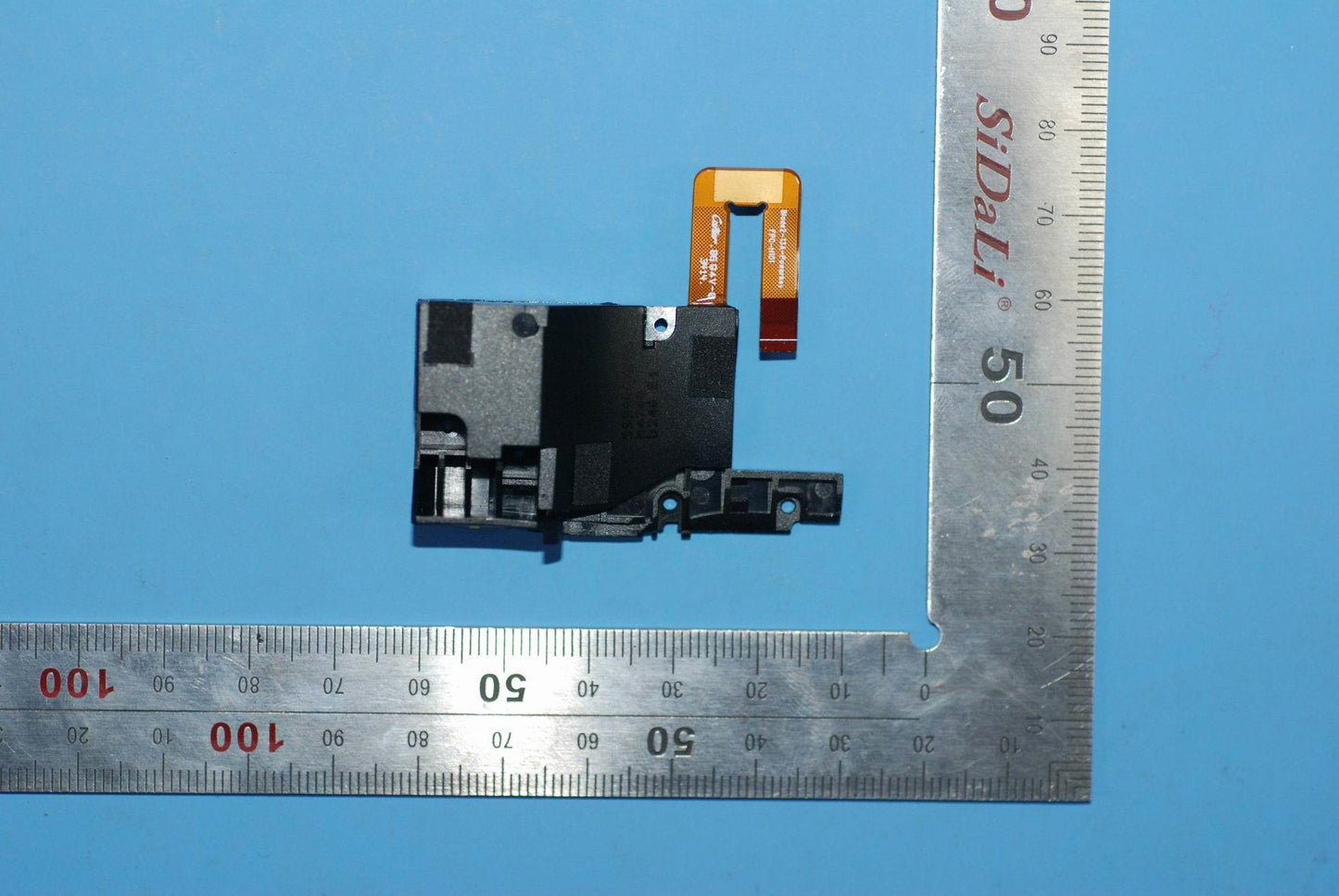 Lenovo 13.3A L Pk Spk Box&*M4748 - 5SB9A6MYE6
