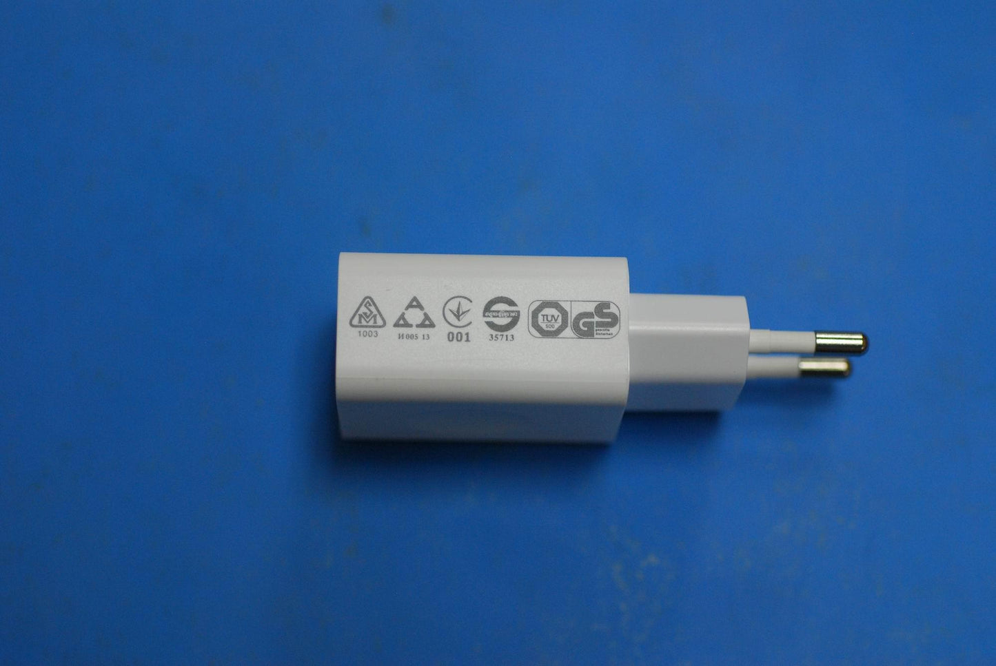 Lenovo Charger And*5V* And1A Eu White - 5A19A464MB