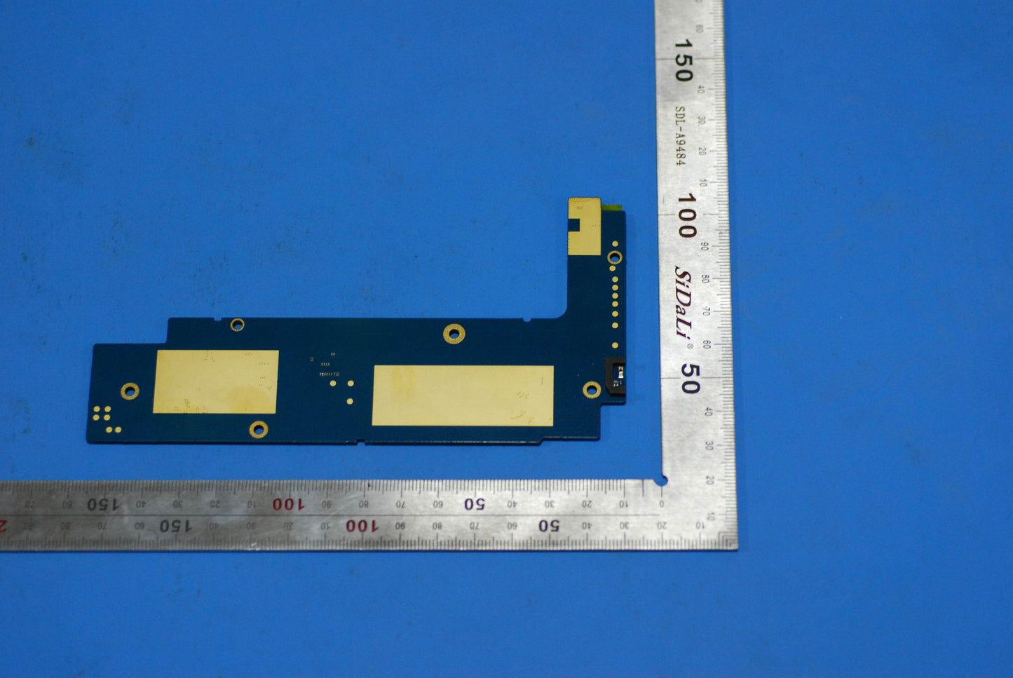 Lenovo B8080 Row 3G+16Gemmc Mb Golden - 5B29A6MWFX
