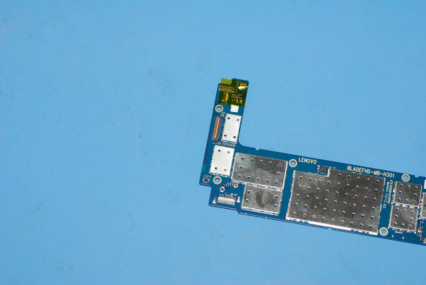 Lenovo B8080 Row 3G+16Gemmc Mb Golden - 5B29A6MWFX