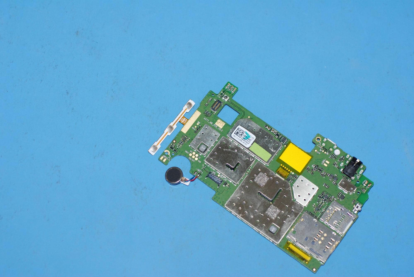 Lenovo A3300 3G_V+8G Mb(My) And*Hq316 - 5B29A6N3TT