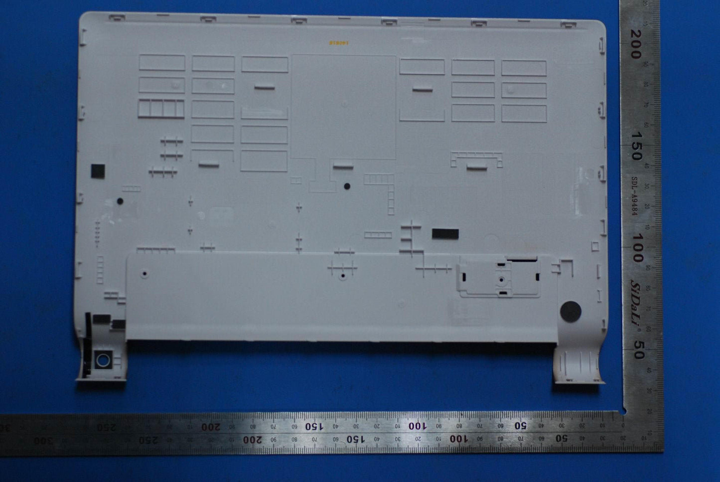 Lenovo B8080 Wifi Rear Cover Assembly - 5SR9A6MWG2