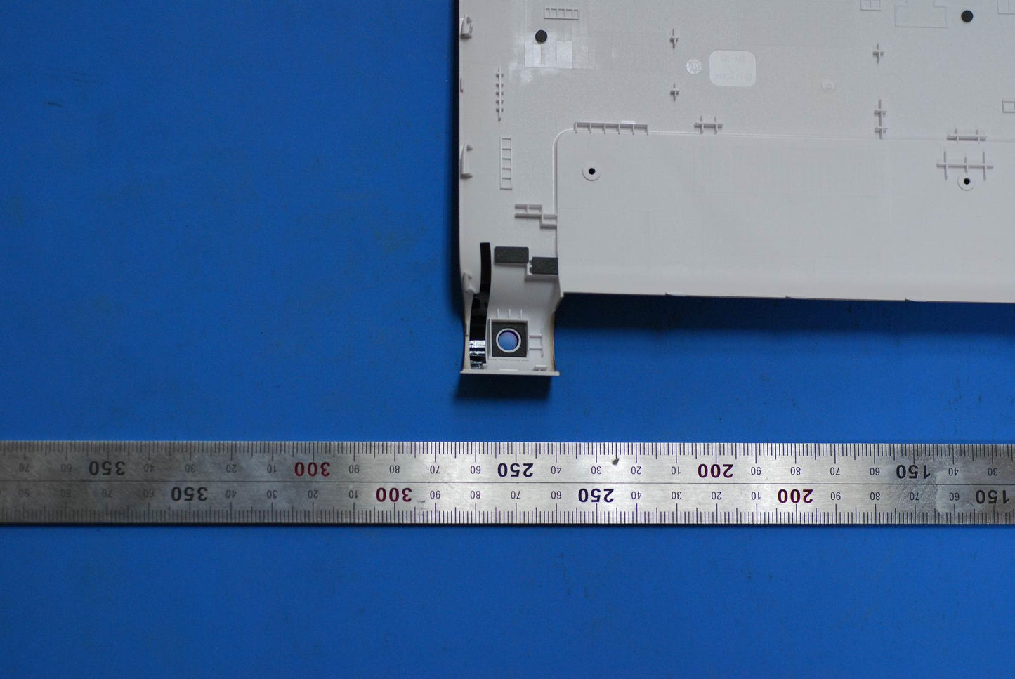 Lenovo B8080 Wifi Rear Cover Assembly - 5SR9A6MWG2