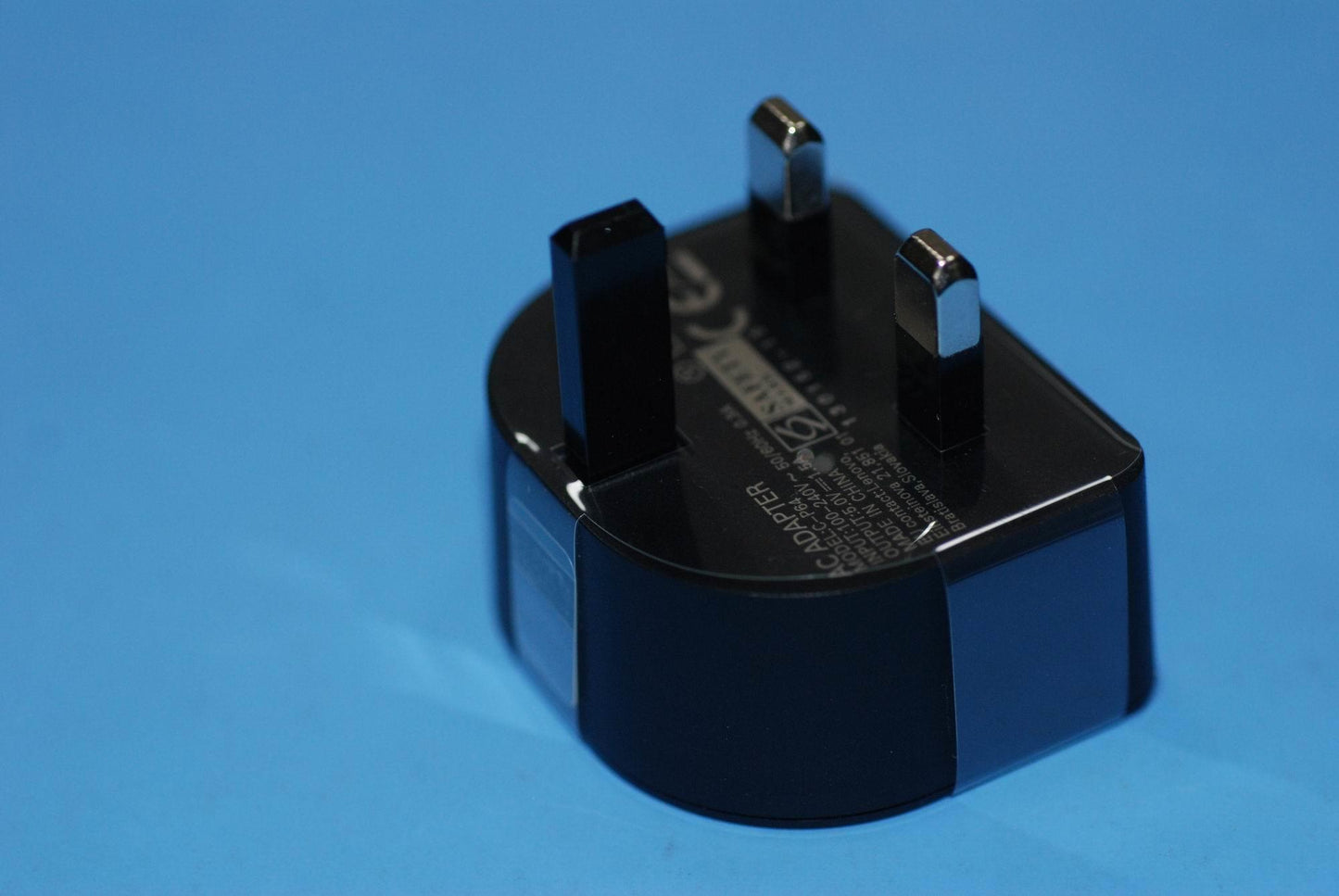 Lenovo Charger And*C-P64 5V1.5A Pet F - SA19A6N2Y1
