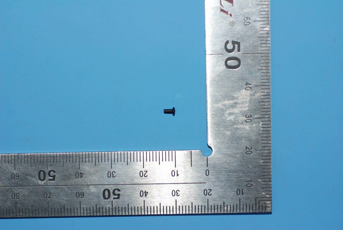 Lenovo A606 Row Screw&*46106082 Bl Cs - 5M89A6N1KD