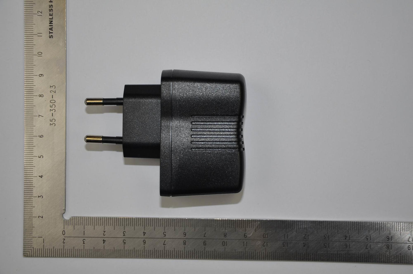Lenovo Charger And*C-P40 5V/1A Black - SO29A43502