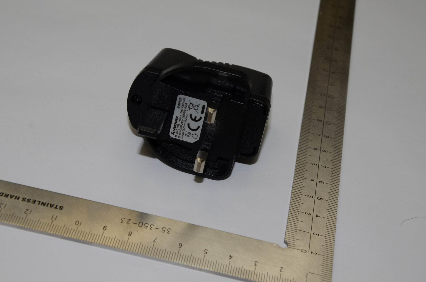 Lenovo Charger And*C-P42 5V/1A Black - SO29A43504