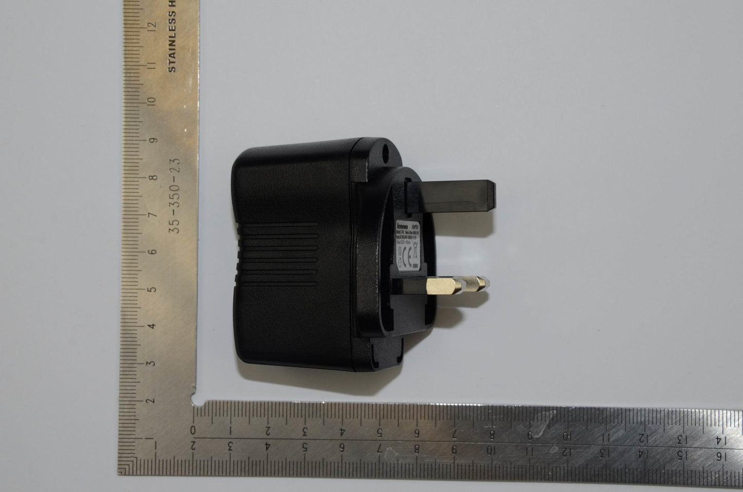 Lenovo Charger And*C-P42 5V/1A Black - SO29A43504