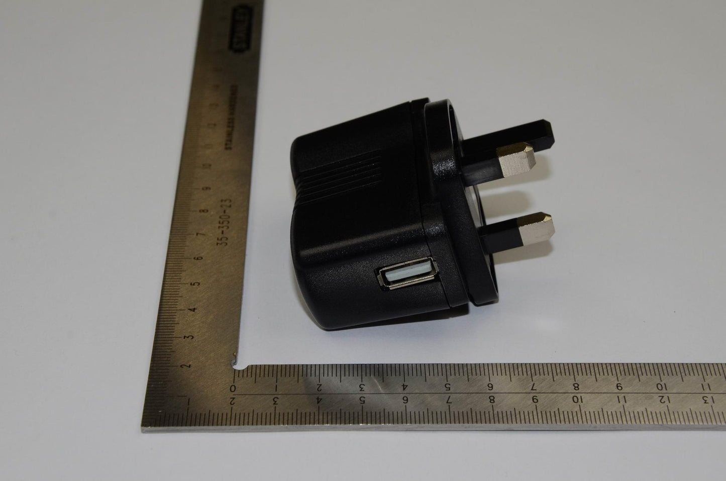Lenovo Charger And*C-P42 5V/1A Black - SO29A43504