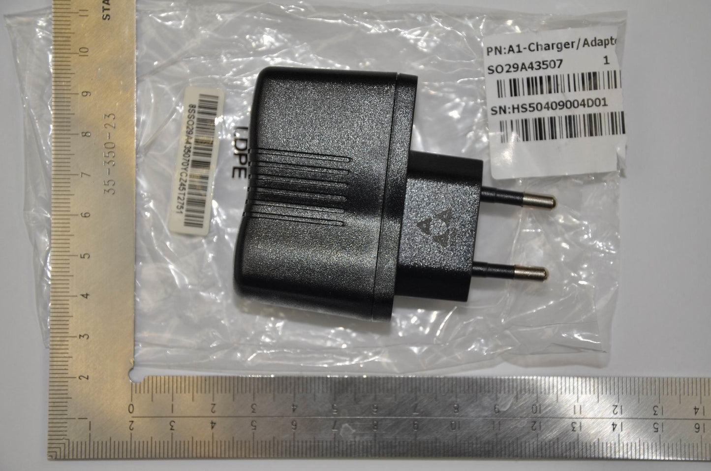 Lenovo Charger And*C-P39U 5V/700Ma Ua - SO29A43507