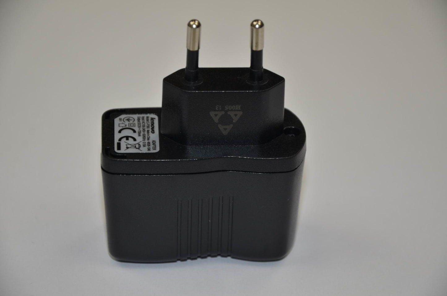 Lenovo Charger And*C-P39U 5V/700Ma Ua - SO29A43507